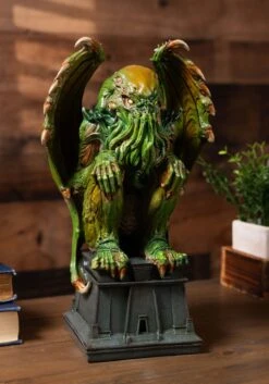 NEMESIS NOW 12-Inch Cthulhu Prop
