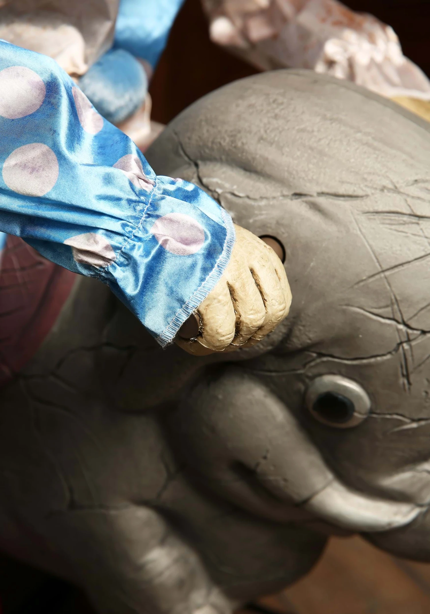 Animated Rocking Clown And Elephant Halloween Decoration 5 Animated Rocking Clown And Elephant Halloween Decoration - Image 3