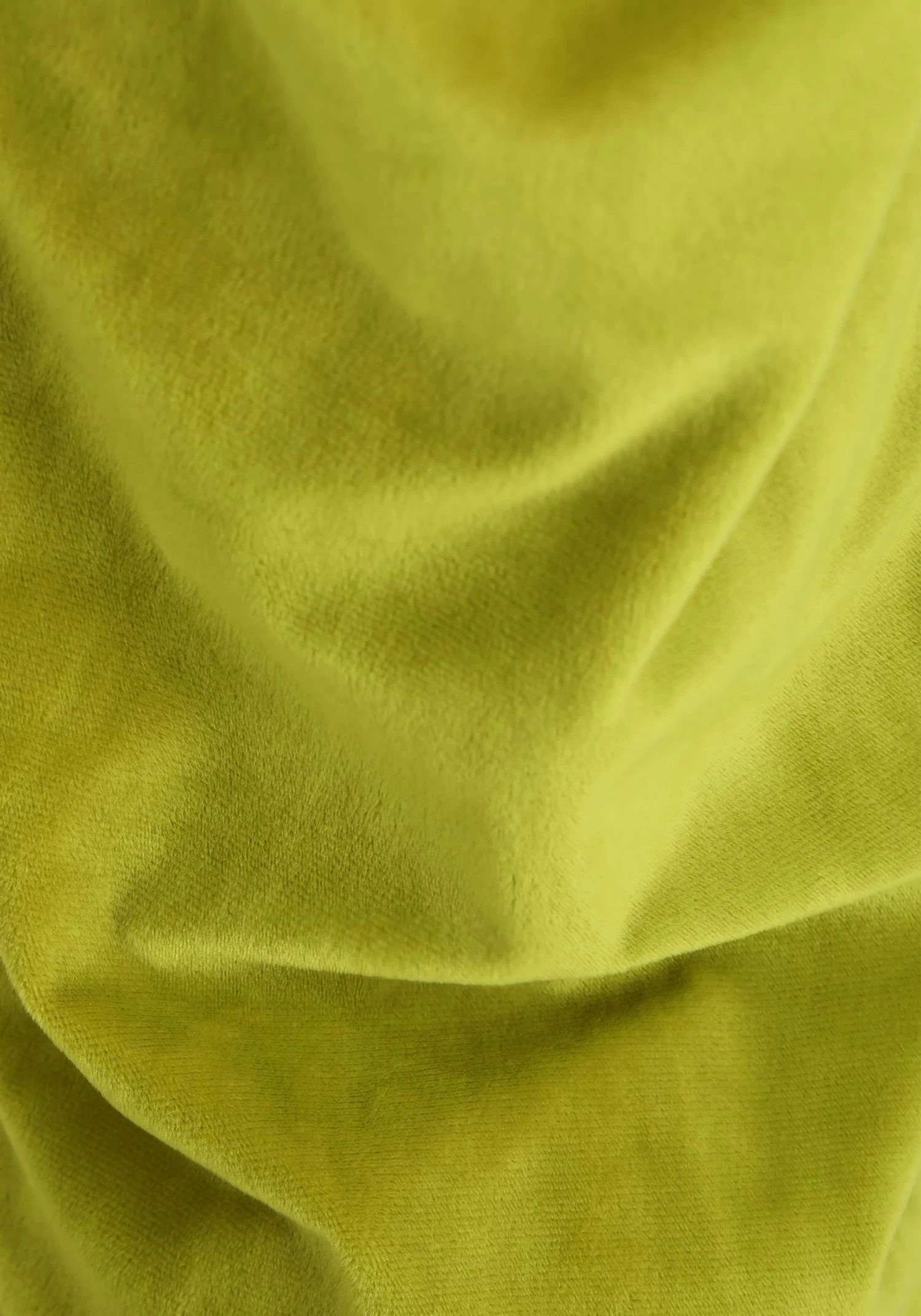 Dr. Seuss The Grinch Plus Size Velboa Pants 4 Dr. Seuss The Grinch Plus Size Velboa Pants - Image 2